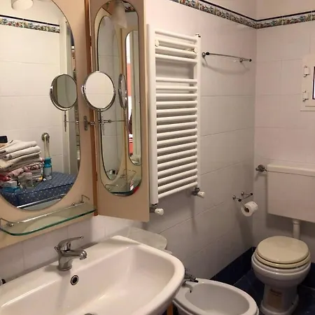 Rose Holiday House Apartment *